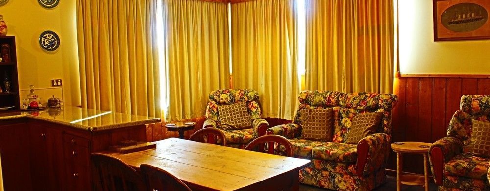 Ross B&B Accommodation Экстерьер фото